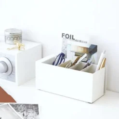 Colonne de rangement crayons