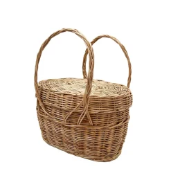 Panier à couture en rotin tressé